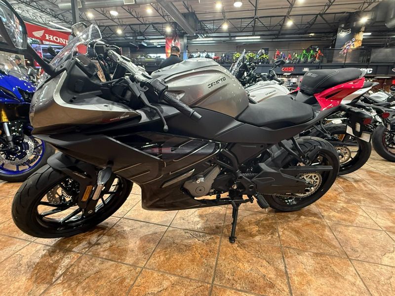 New 2026 CFMOTO 300SS Image 15