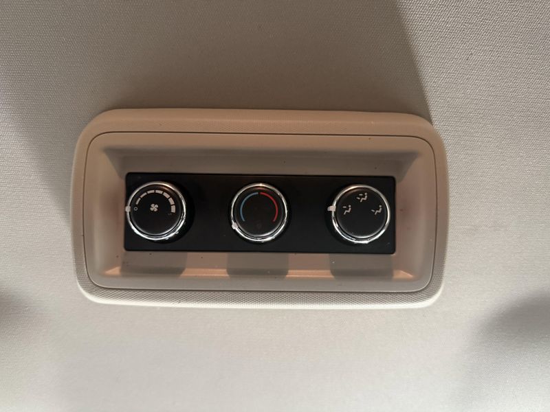 Used 2016 Dodge Journey SXTImage 35