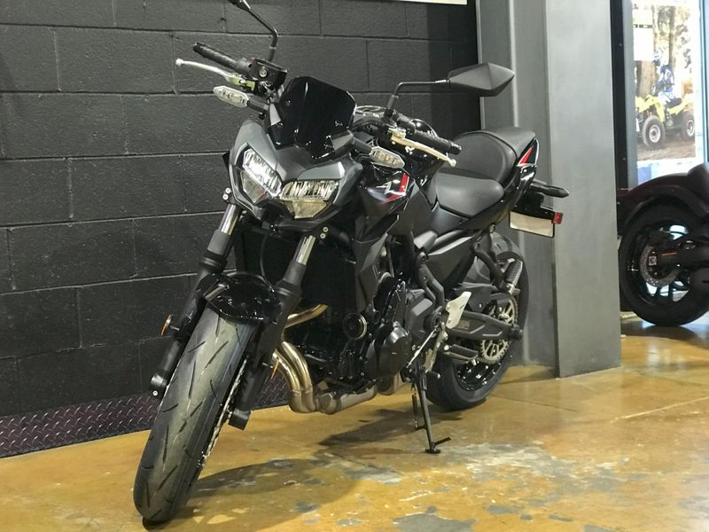 2025 Kawasaki Z650 Image 7