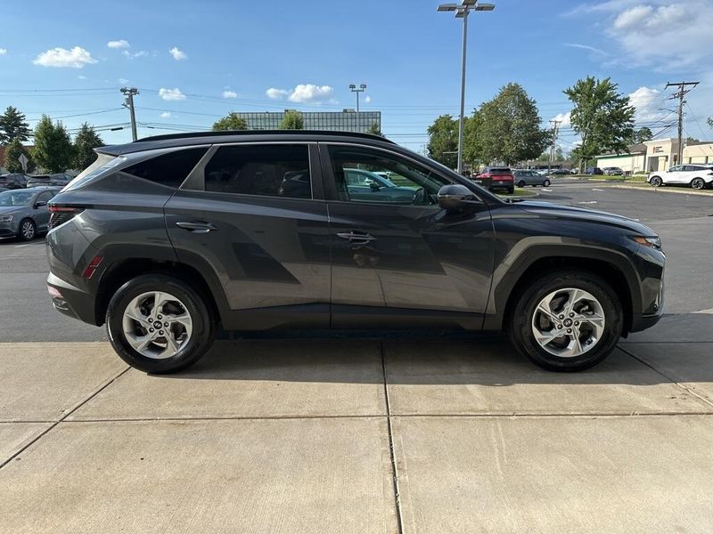 2022 Hyundai Tucson SELImage 4