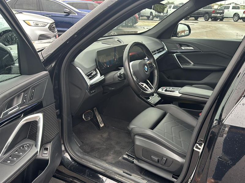 2024 Bmw X1 XDrive28i photo 2