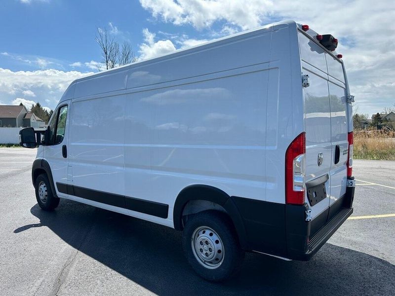 2023 RAM ProMaster 2500 High RoofImage 13