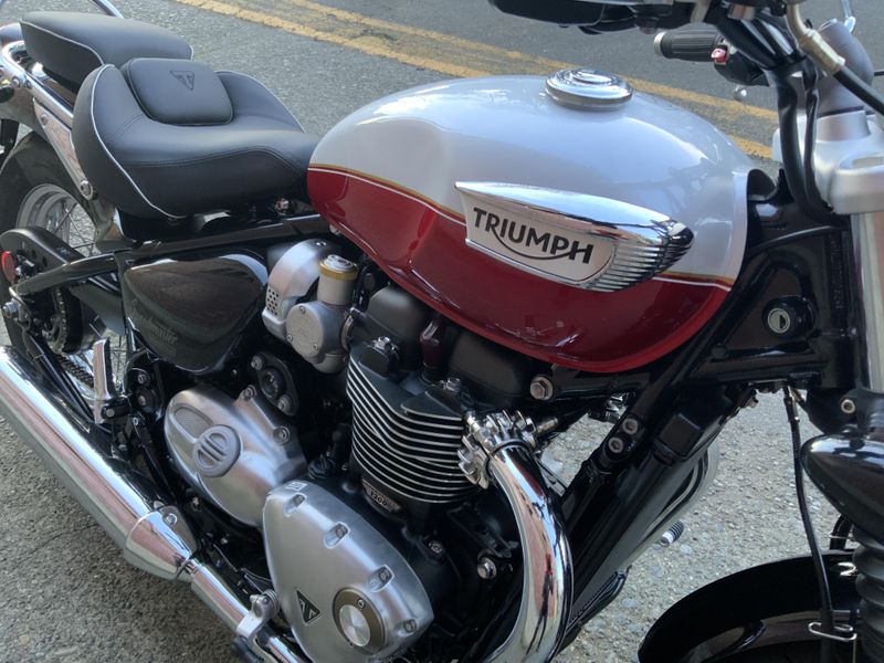 2025 Triumph BONNEVILLE SPEEDMASTER