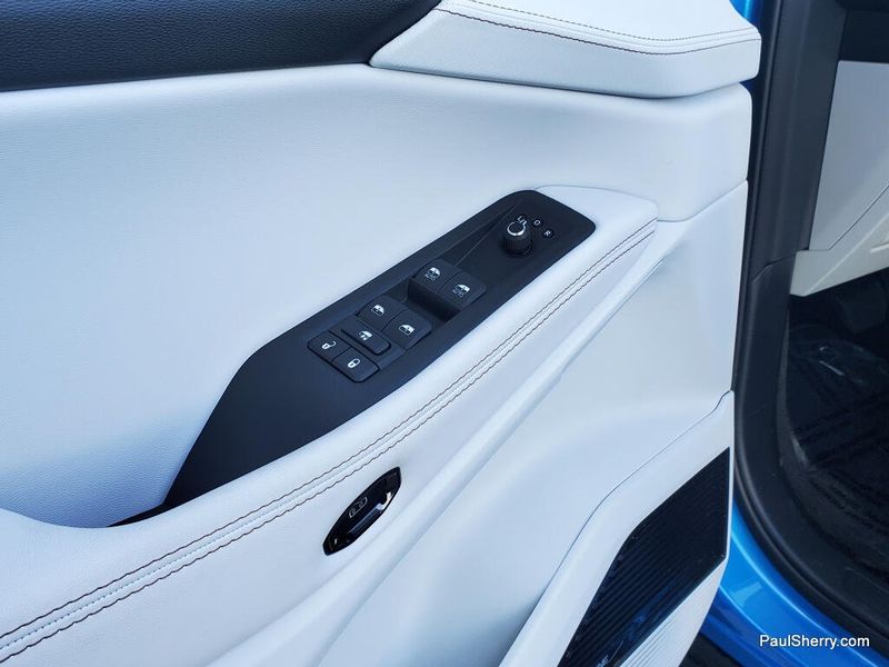 New 2026 Jeep Cherokee Limited 4x4