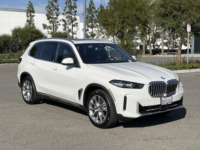 2024 BMW X5 sDrive40iImage 2