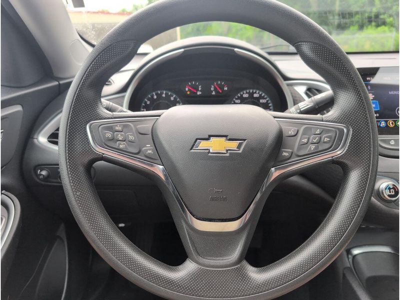 Used 2024 Chevrolet Malibu LTImage 21