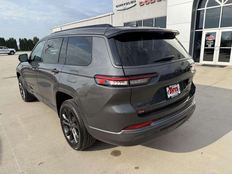 Used 2026 Jeep Grand Cherokee L Limited ReserveImage 40