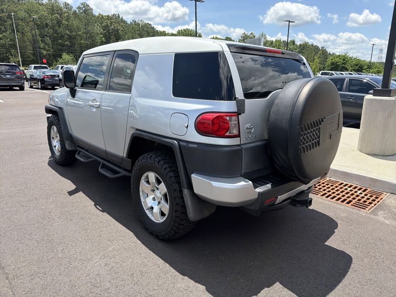 Used 2007 Toyota FJ Cruiser Image 20