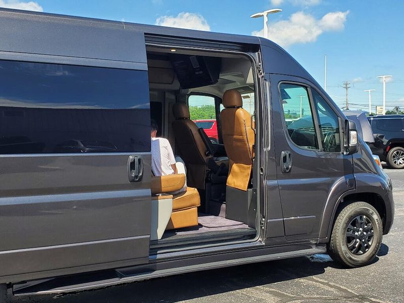 New 2026 RAM Promaster 3500 Slt+ Window Van High Roof 159' Wb Ext