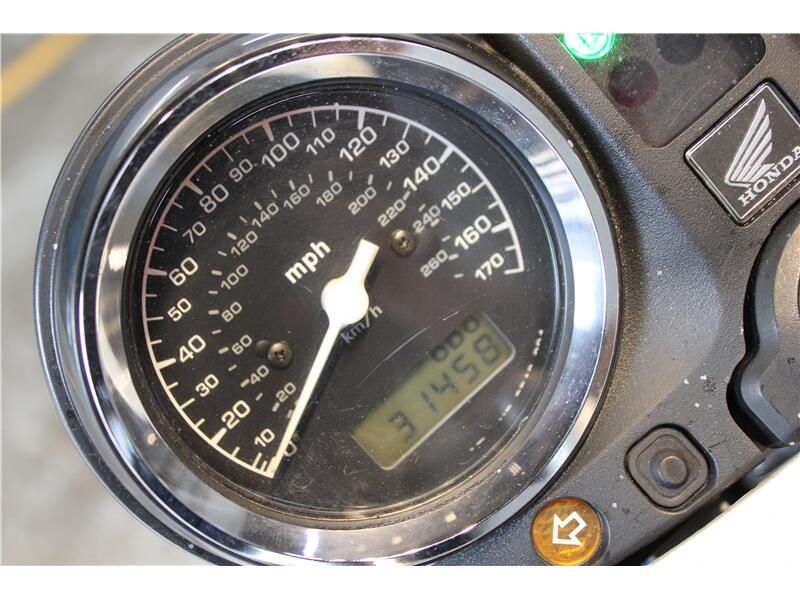 Used 2004 Honda CB900F Image 9