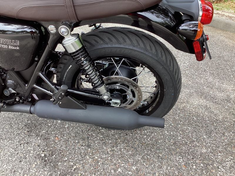 2025 Triumph Bonneville T120