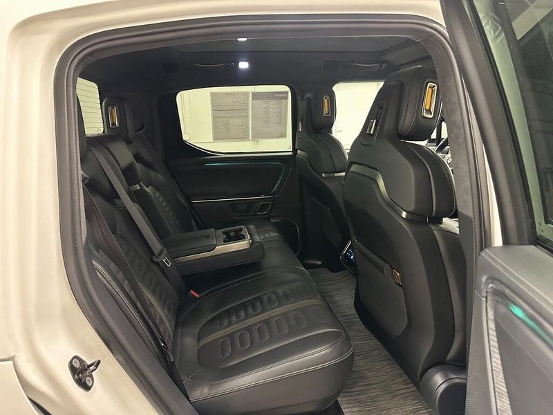 2022 Rivian R1T AdventureImage 30