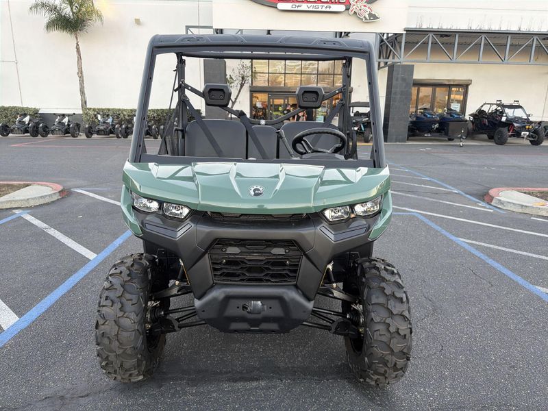 New 2025 Can-Am DEFENDER DPS HD9 Image 12