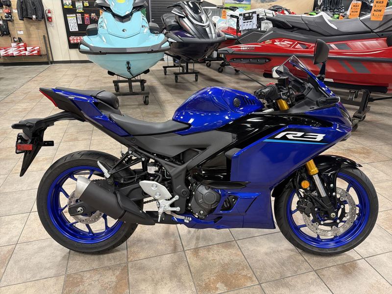 New 2026 Yamaha YZF-R3 ABS Image 13