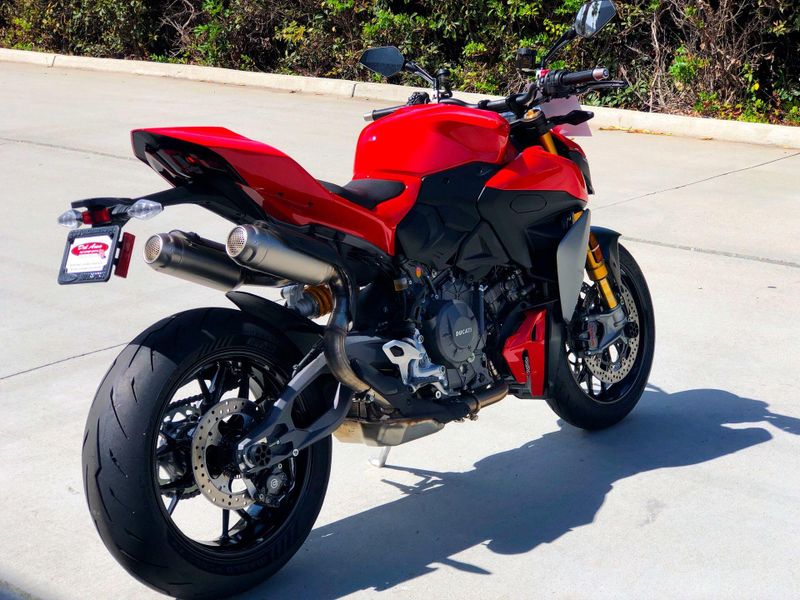 New 2026 Ducati STREETFIGHTER V2 S 896 Image 17