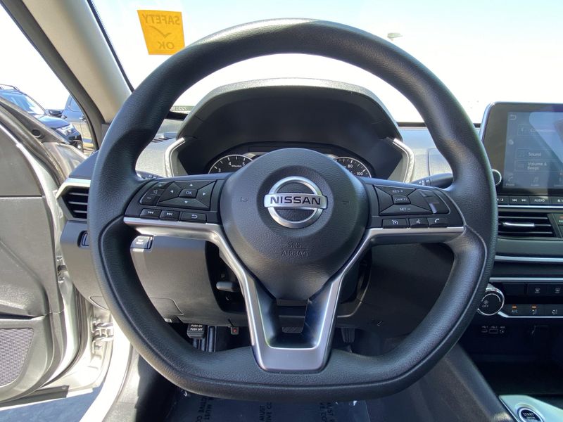 Used 2020 Nissan Altima 2.5 SImage 25