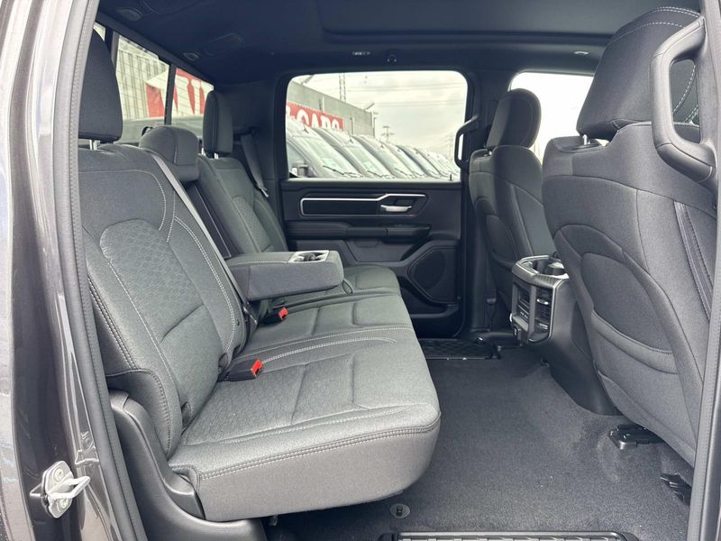 New 2026 RAM 1500 Big Horn Crew Cab 4x4 5'7' Box