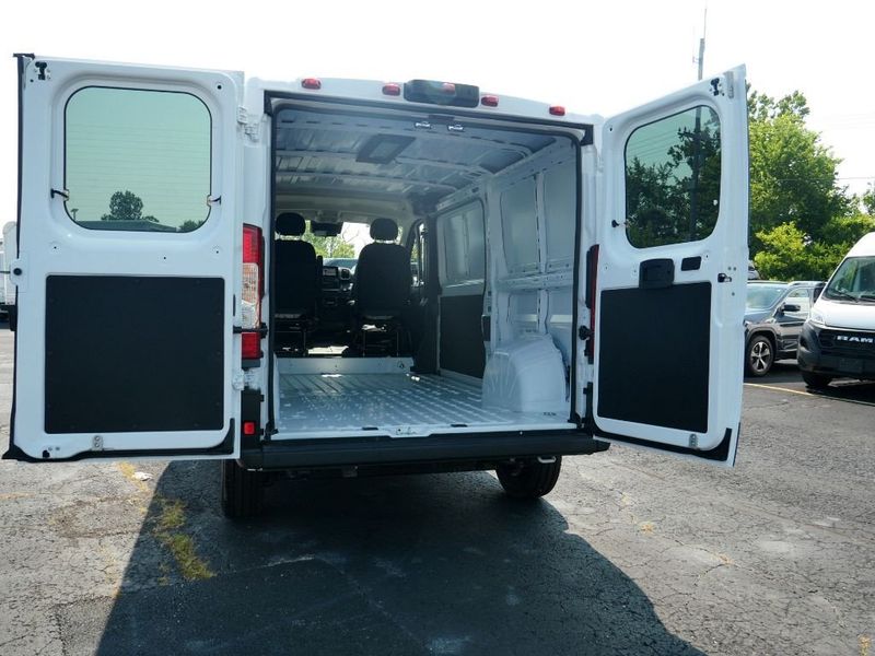 2024 RAM ProMaster 1500 SLTImage 12