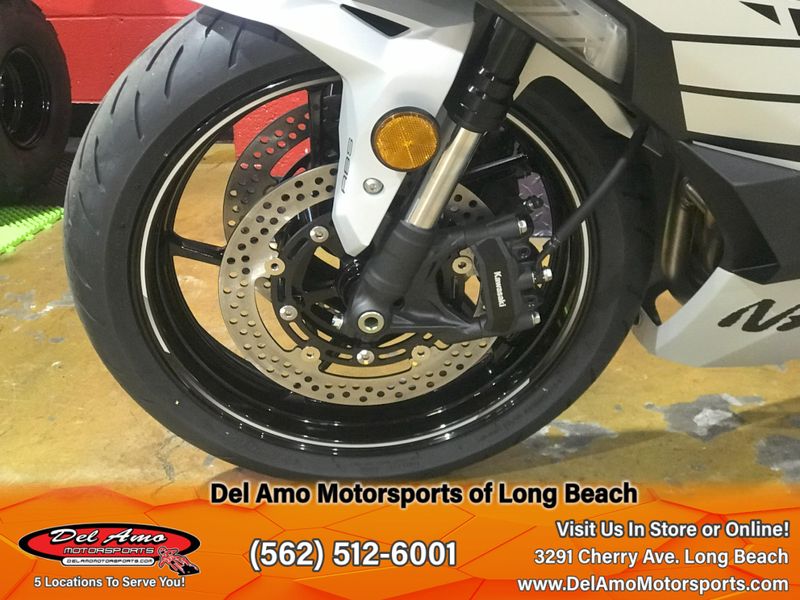 2025 Kawasaki NINJA ZX-4RR ABS Image 10