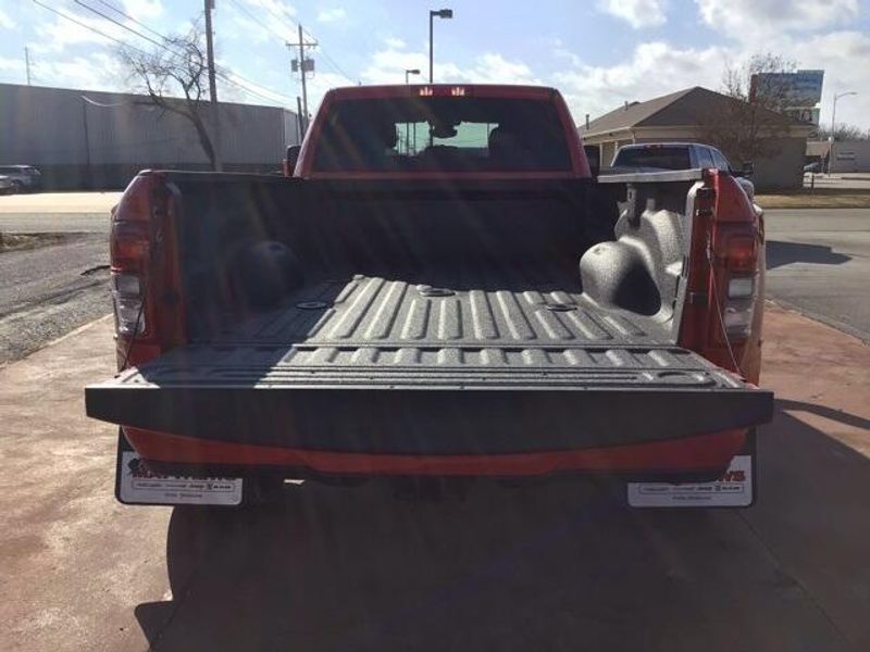 2024 RAM 3500 Big Horn Crew Cab 4x4 8