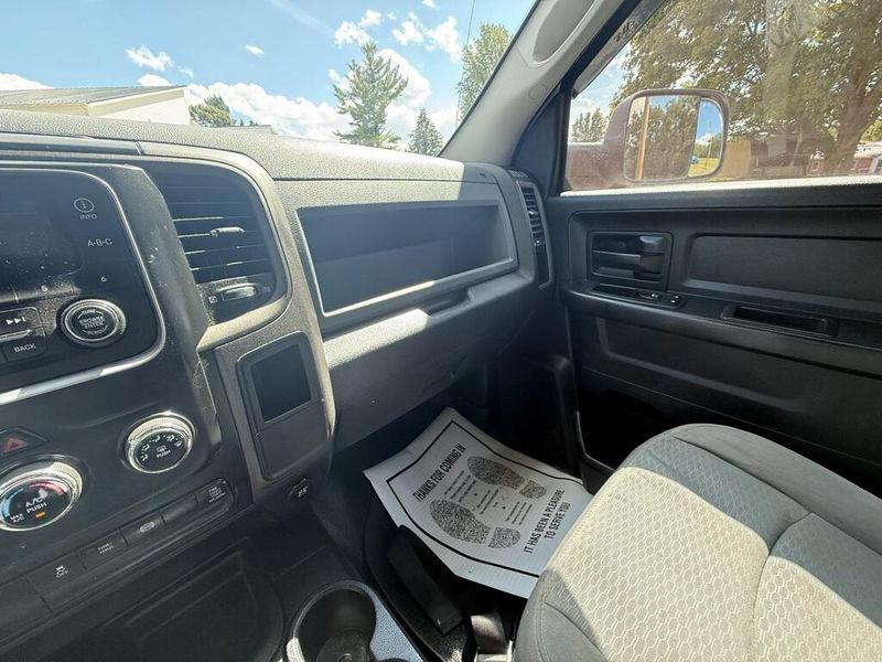 2013 Ram 2500 Tradesman photo 23