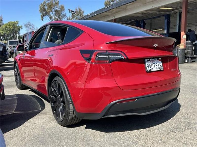 2022 Tesla Model Y Performance photo 3