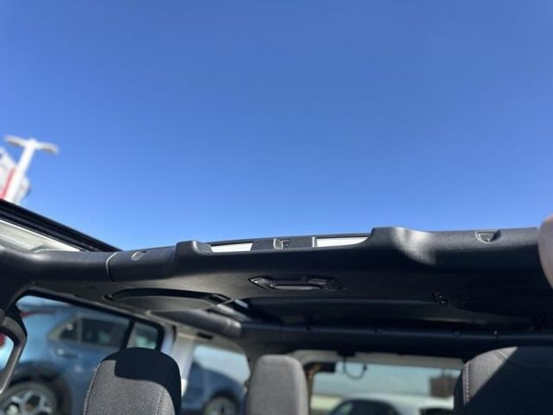 Used 2023 Jeep Wrangler SportImage 14