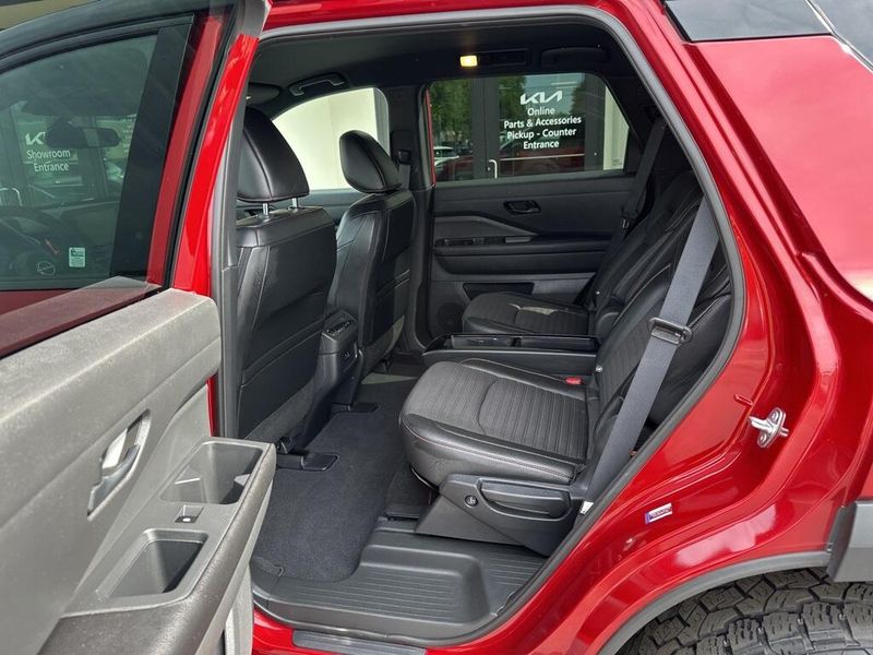 2023 Nissan Pathfinder Rock CreekImage 22