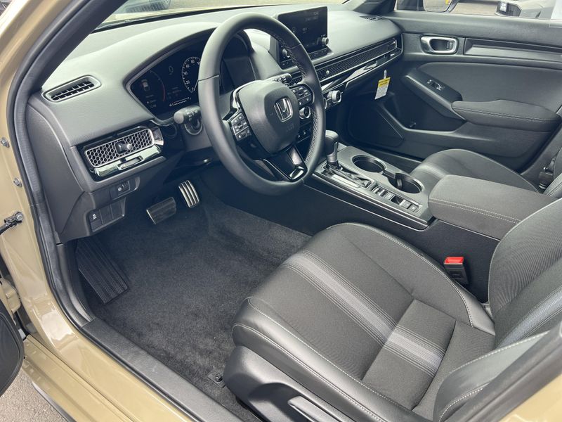 New 2025 Honda Civic Hatchback SportImage 3