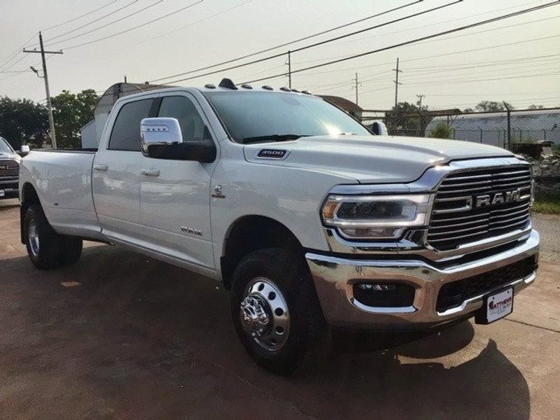 2024 RAM 3500 Laramie Crew Cab 4x4 8