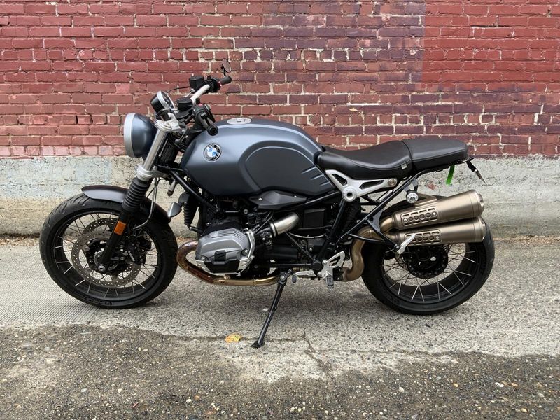 2019 BMW RNINET