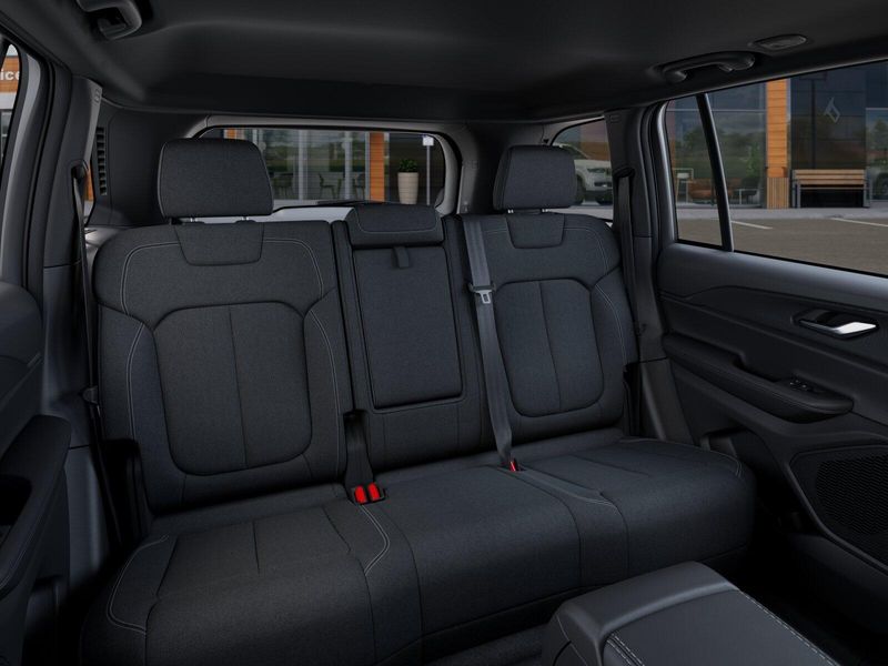 New 2025 Jeep Grand Cherokee Laredo X 4x4Image 15