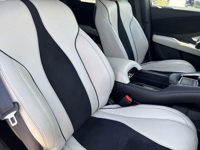 Used 2023 Acura RDX A-Spec Advance PackageImage 11