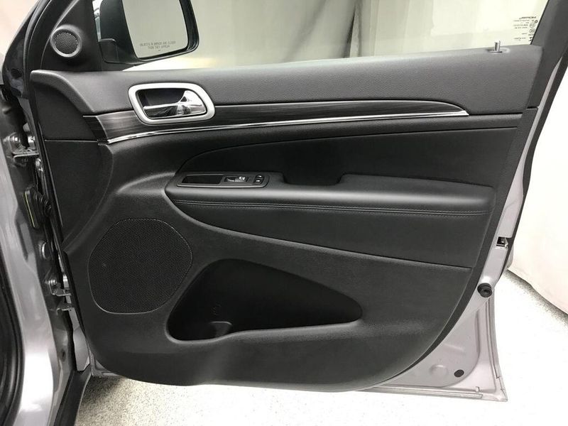 Used 2021 Jeep Grand Cherokee LimitedImage 15