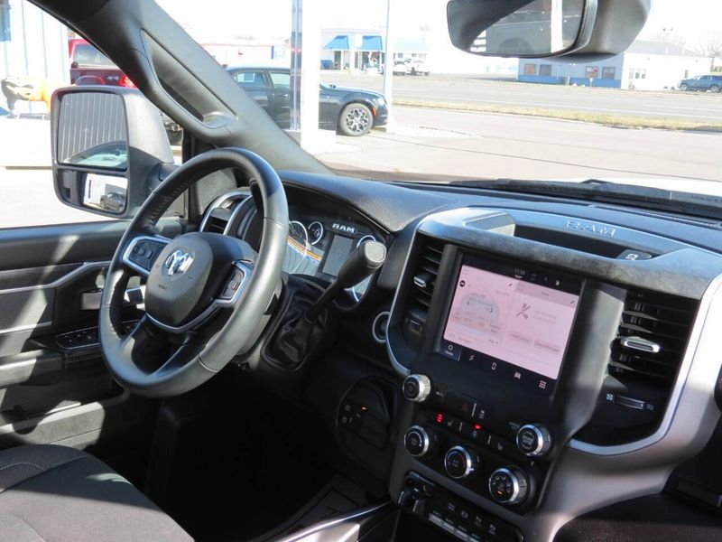 Used 2023 RAM 2500 Big Horn 4x4 4dr Crew Cab 6.3 ft. SB PickupImage 14