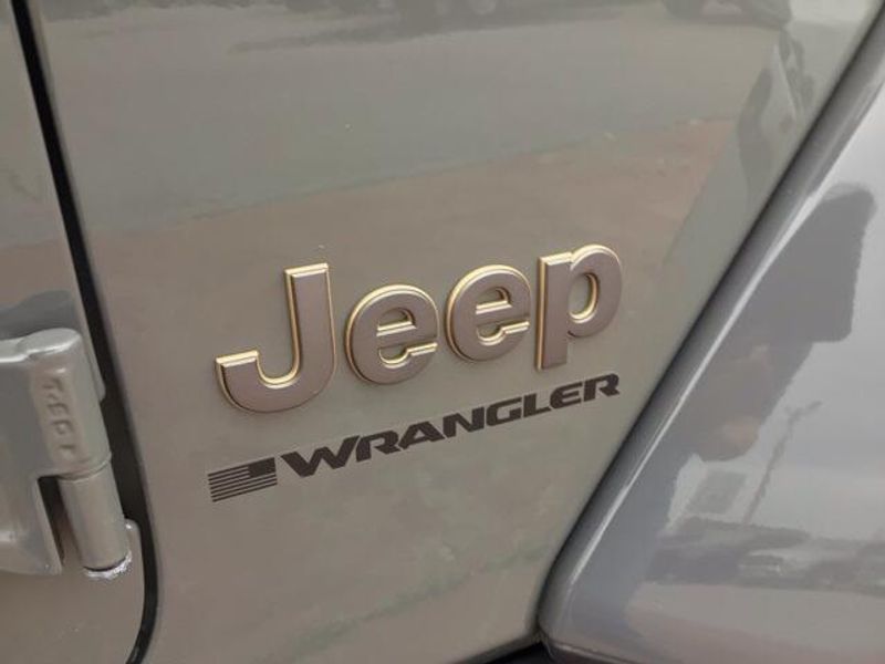 2023 Jeep Wrangler Rubicon 392Image 20