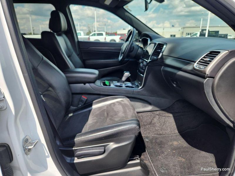 2021 Jeep Grand Cherokee Laredo X AltitudeImage 24