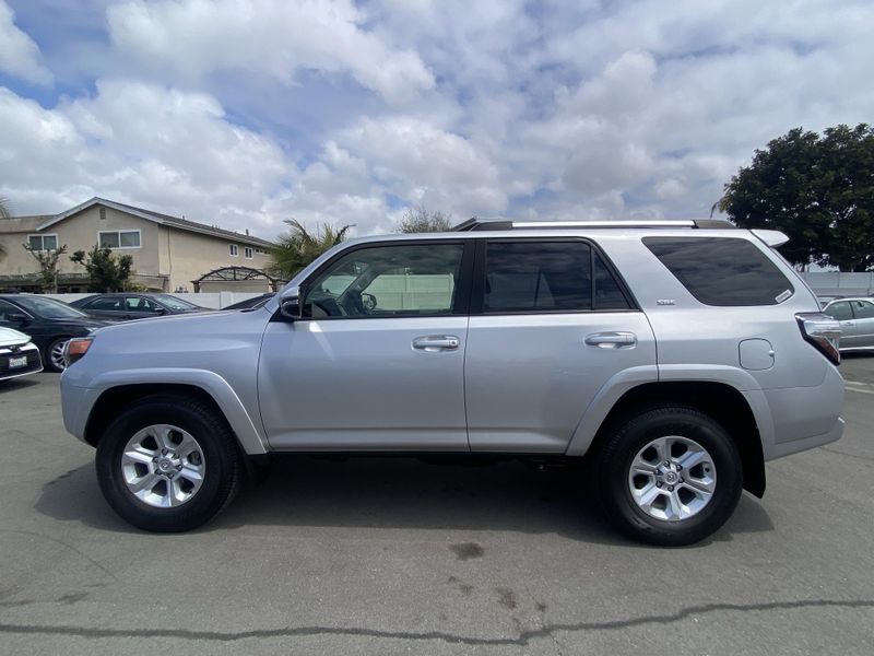 Used 2022 Toyota 4Runner SR5 PremiumImage 7