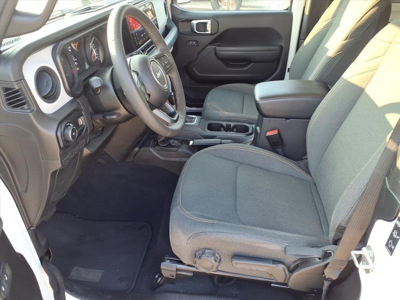 Used 2024 Jeep Wrangler Sport SImage 15