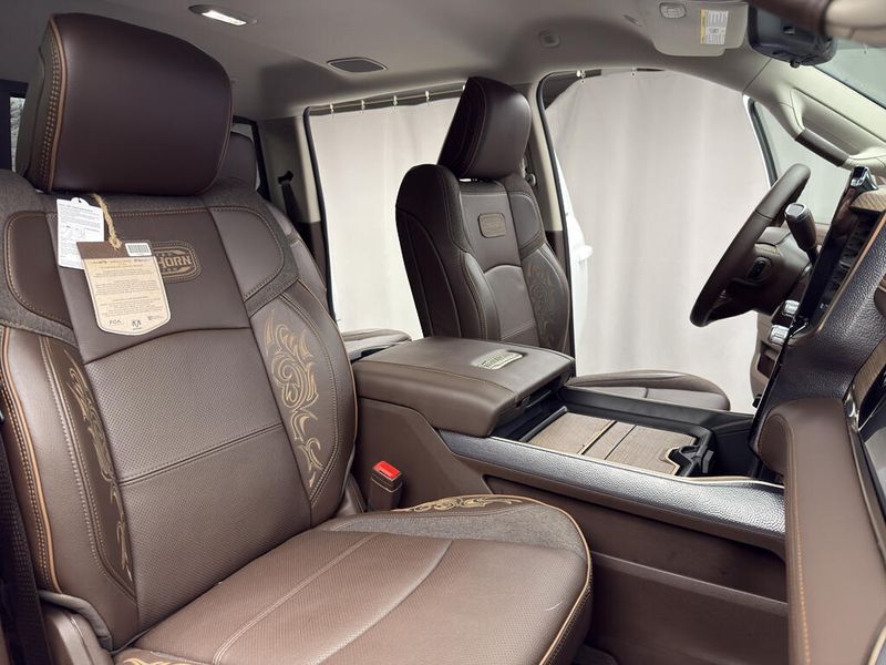 New 2025 RAM 3500 Limited Longhorn Crew Cab 4x4 8