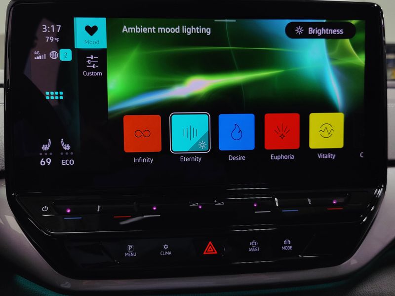 Used 2024 Volkswagen ID.4 S w/Glass RoofImage 24