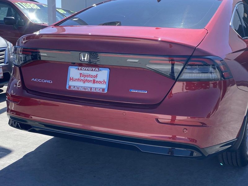 2025 Honda Accord Hybrid EX-LImage 5