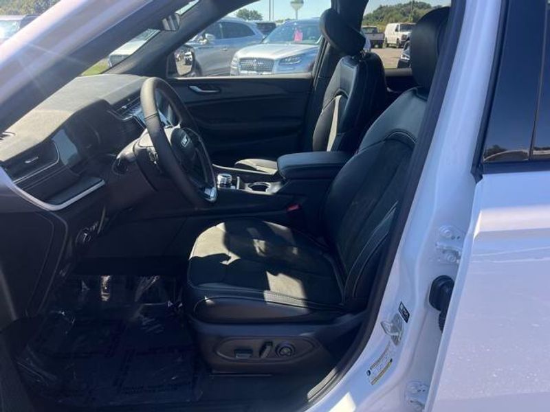 2025 Jeep Grand Cherokee Altitude X2025 Jeep Grand Cherokee Altitude 4x4
