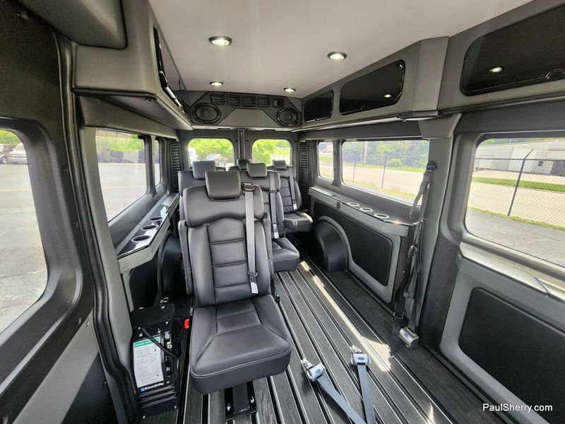 2023 RAM ProMaster 2500 Window Van High Roof 159WBImage 4