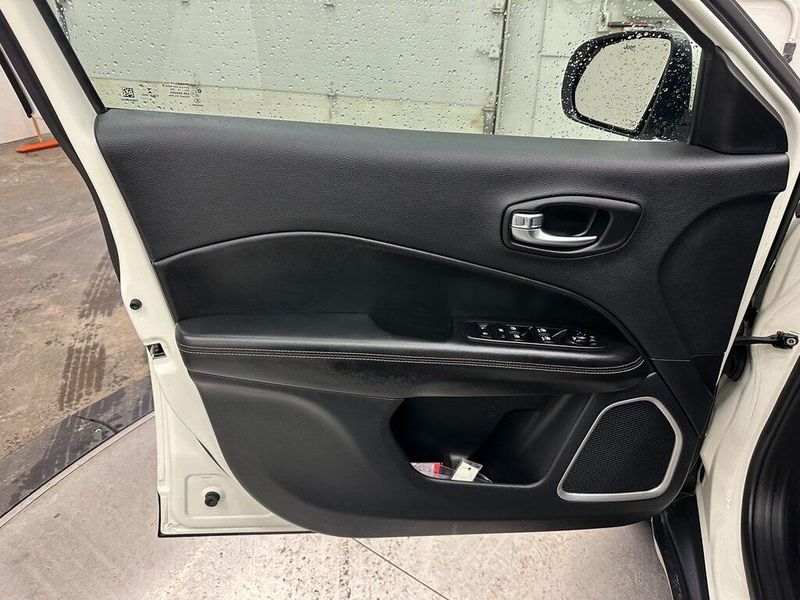 2020 Jeep Compass LatitudeImage 17