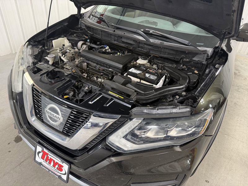 Used 2017 Nissan Rogue SLImage 19