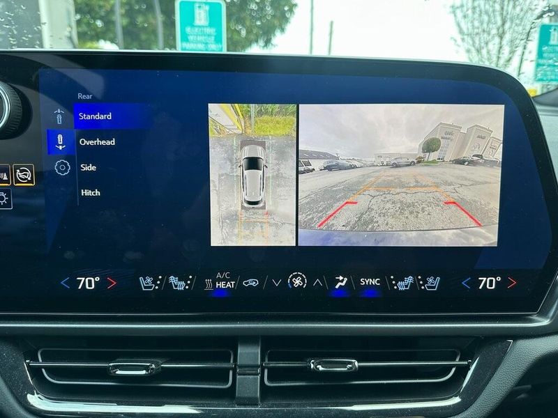 2025 Chevrolet Equinox EV 3RS photo 5