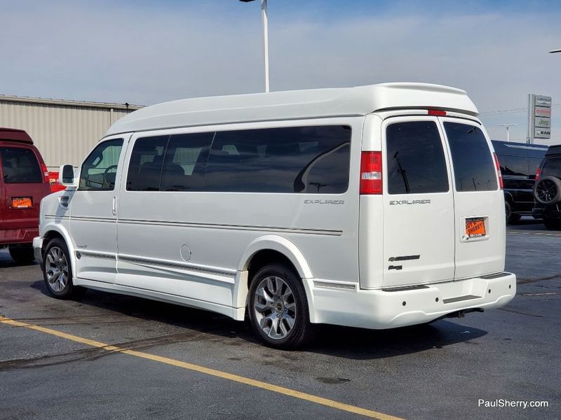 2022 Chevrolet Express Cargo Image 5