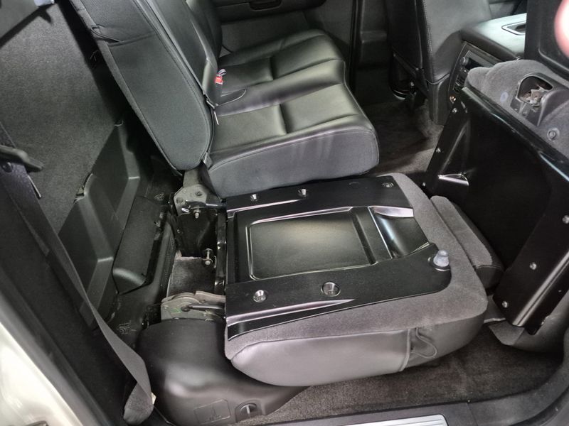 Used 2013 Chevrolet Avalanche LTZImage 11