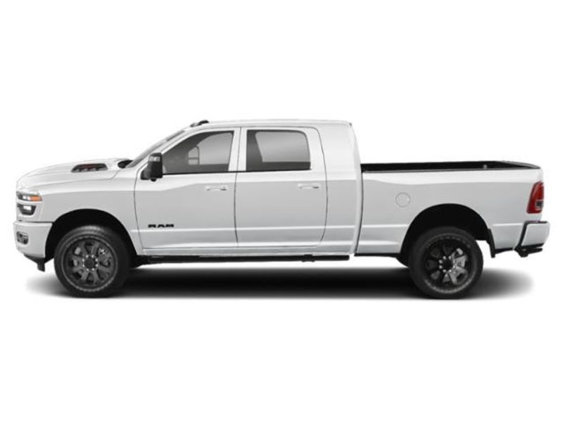 New 2027 RAM 3500 LaramieImage 3